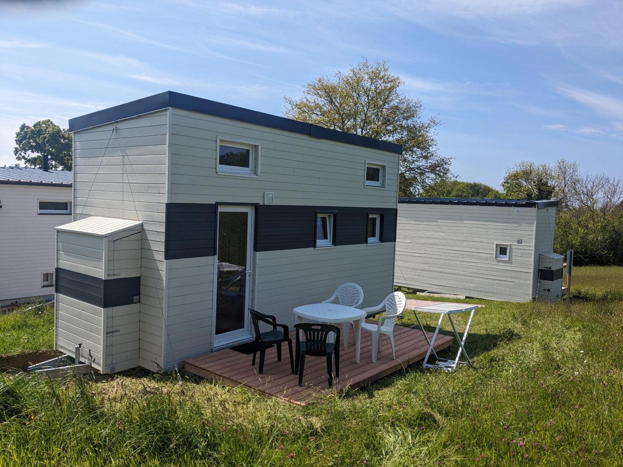 Tiny House Proche De La Plage Sans Draps Ni Serviettes Plévenon Exterior photo